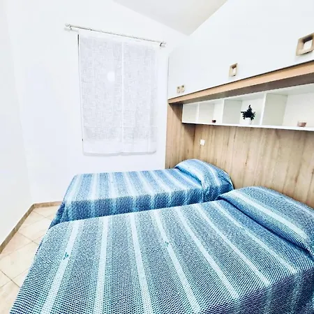 Un Gioiellino A Centro - Al Mare A Piedi Semesterbostad *