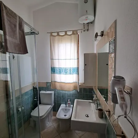 Un Gioiellino A Centro - Al Mare A Piedi Semesterbostad